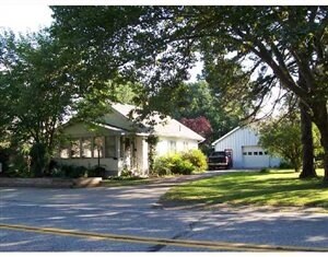  - 919 Powell Ave