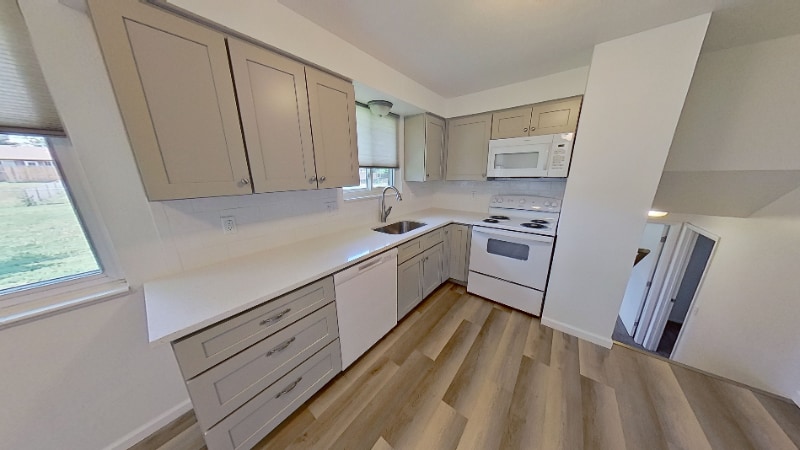 Building Photo - 4670 Holland St