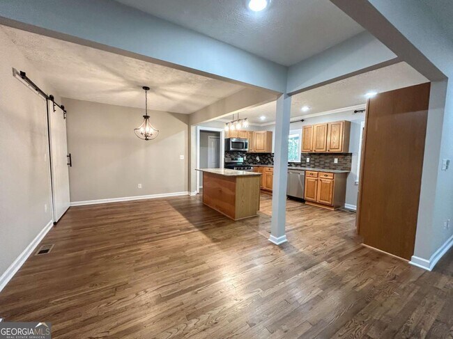 Building Photo - 2981 Lowrance Dr