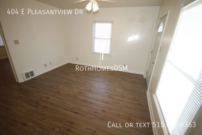 Building Photo - 404 E Pleasant Vw Dr