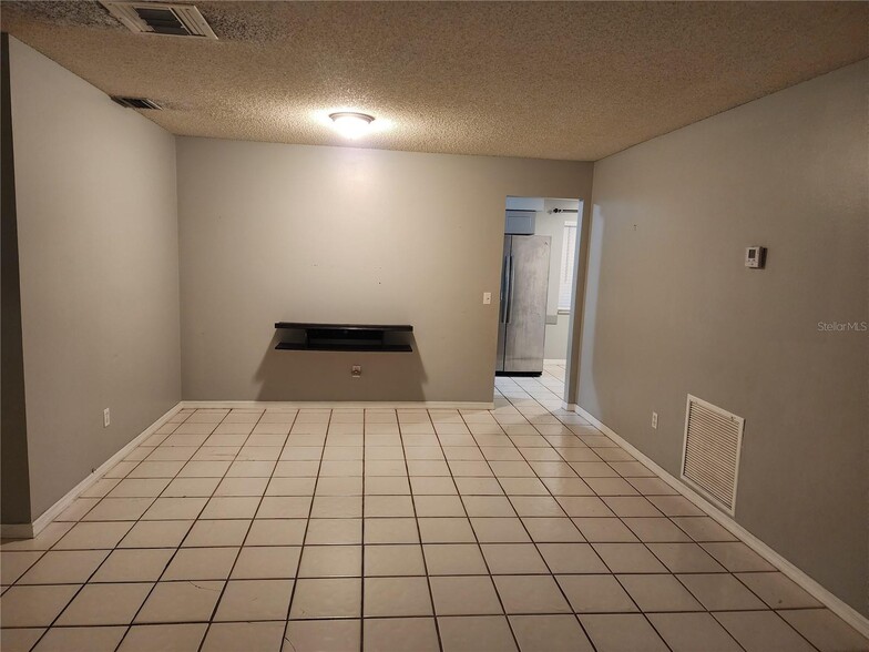 Building Photo - 2033 Quintilis Ct