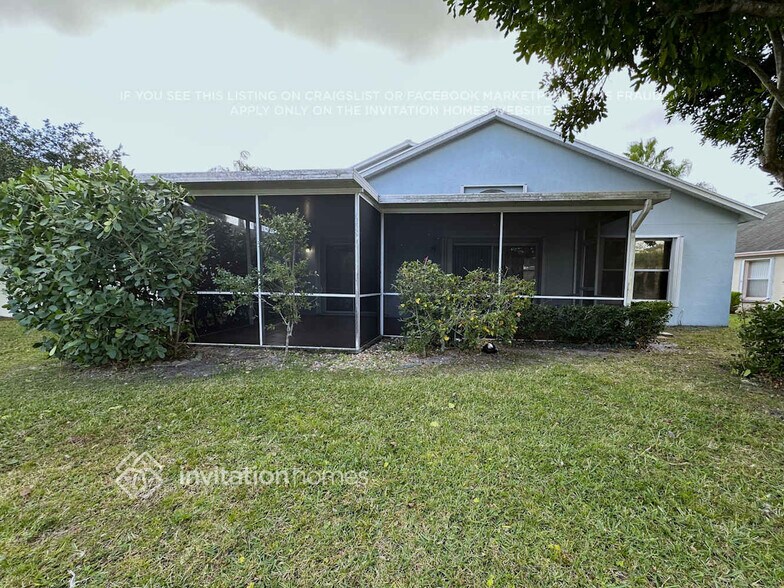 Building Photo - 114 Hammocks Ct