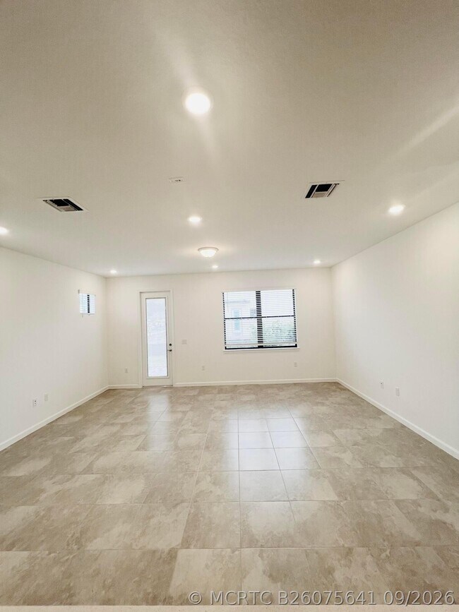 Building Photo - 4190 EFENDI