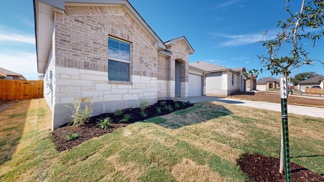 Building Photo - LIKE BRAND NEW HOUSE FOR RENT IN TROY!!!