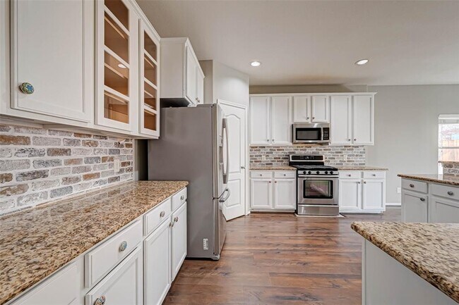 Building Photo - 502 Mornington Ln