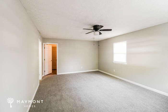 Building Photo - 9046 Southcrest Ct