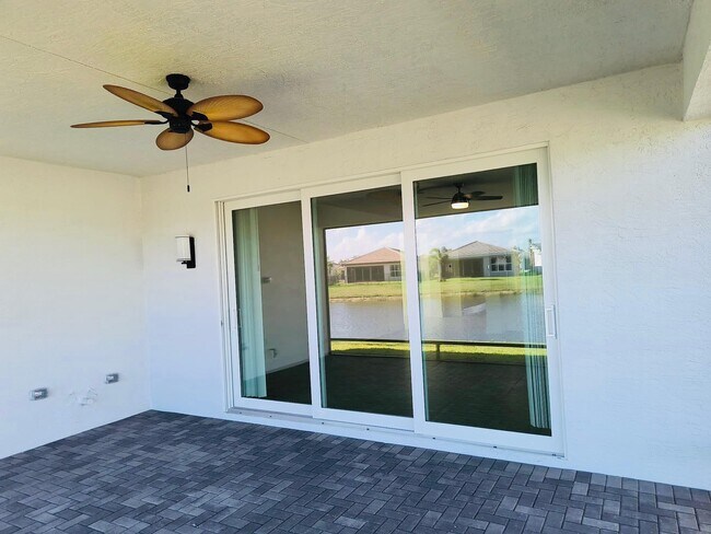 Building Photo - 13352 SW River Rock Rd