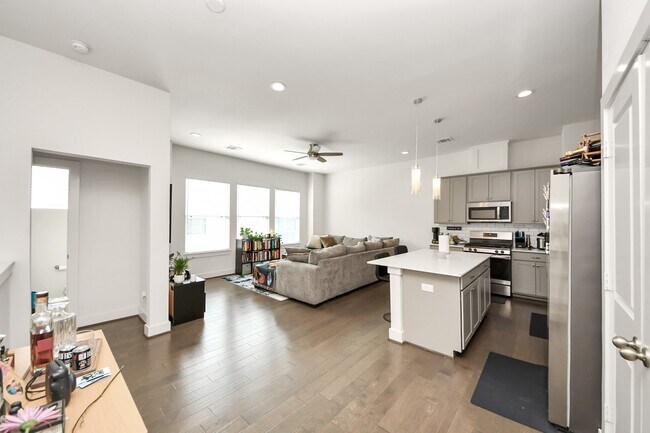 Building Photo - 3622 Griggs Rd