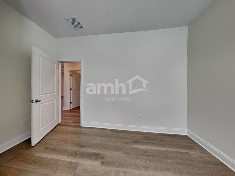 Building Photo - 16356 Willo Pines Ln