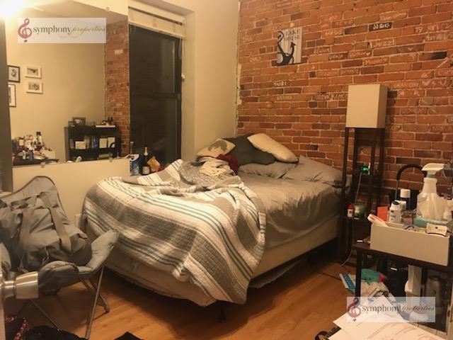 Building Photo - 65 Hemenway St