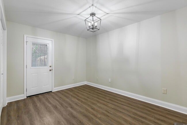 Building Photo - 536 S Flannery Rd