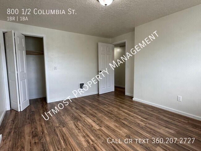 Building Photo - 800 1/2 Columbia St.-