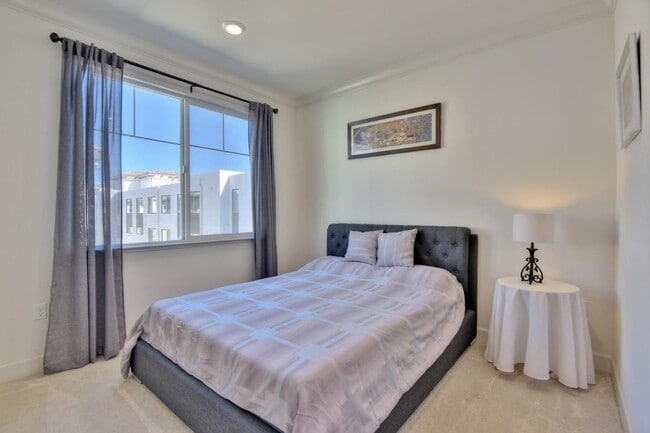 Building Photo - 3089 Valley of Hearts Delight Pl
