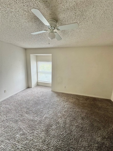Building Photo - 1506 Shalain Dr