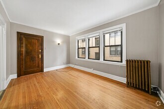 Building Photo - Spacious Two Room Studio with Great Layout...