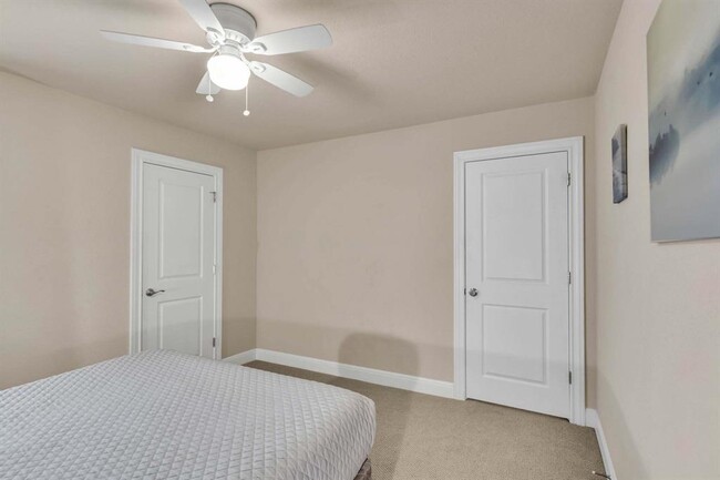 Building Photo - 129 Birkshire Dr
