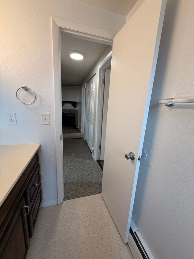 Building Photo - 6353 Chippewa Rd