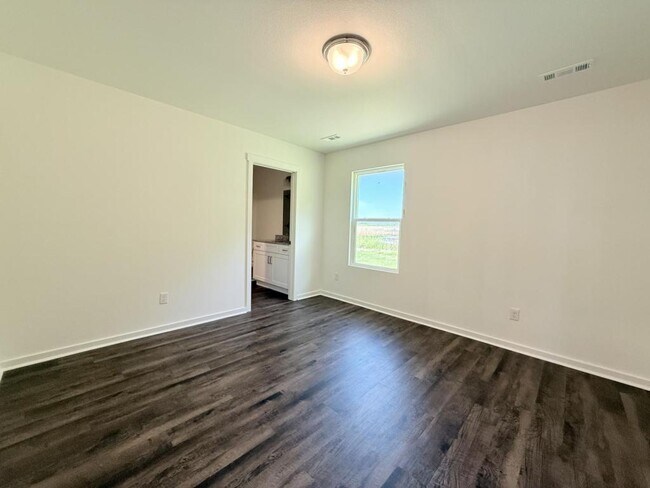Building Photo - 210 Eagle Edge Dr
