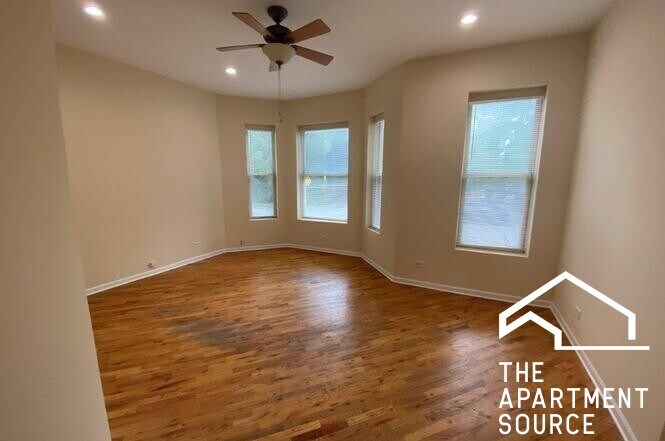 Building Photo - 2300 S Ridgeway Ave