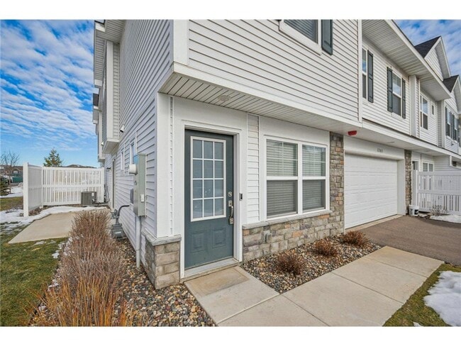 Building Photo - 1203 Lower 143rd St E