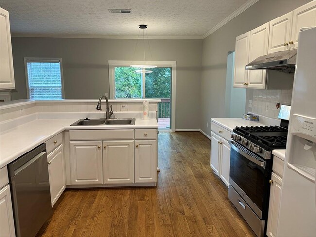 Building Photo - 9875 Lauren Hall Ct