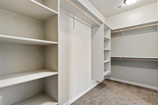 Building Photo - 8480 E Drover Loop