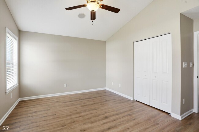 Building Photo - 5561 Wild Horse Dr