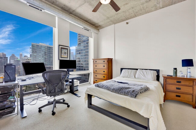 Building Photo - 700 N Larrabee St
