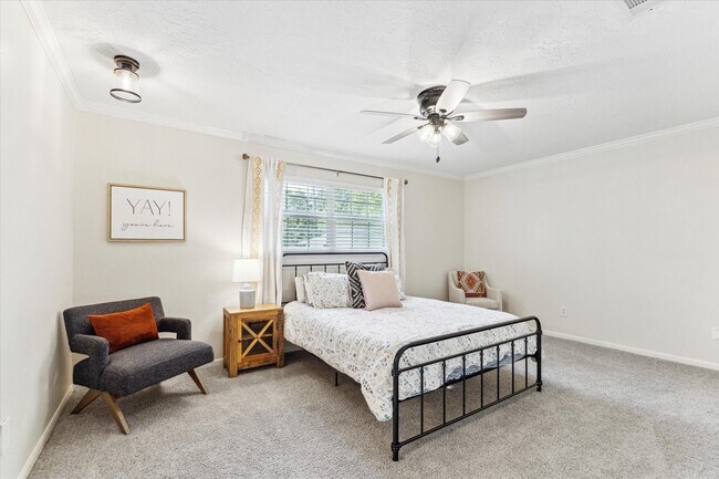 Building Photo - 3106 Redwood Lodge Dr