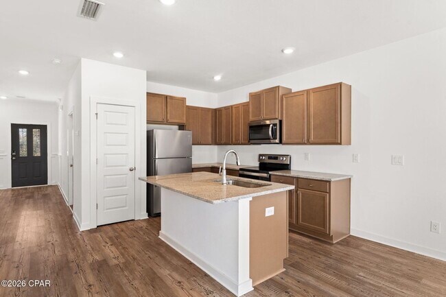 Building Photo - 409 N Gay Ave