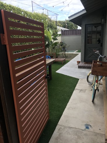 Building Photo - 4264 Grand View Blvd