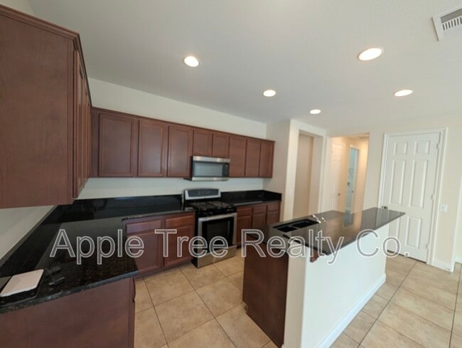 Building Photo - 1349 Edelweiss Dr