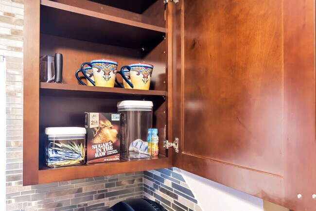 Building Photo - 4808 Woodhead St