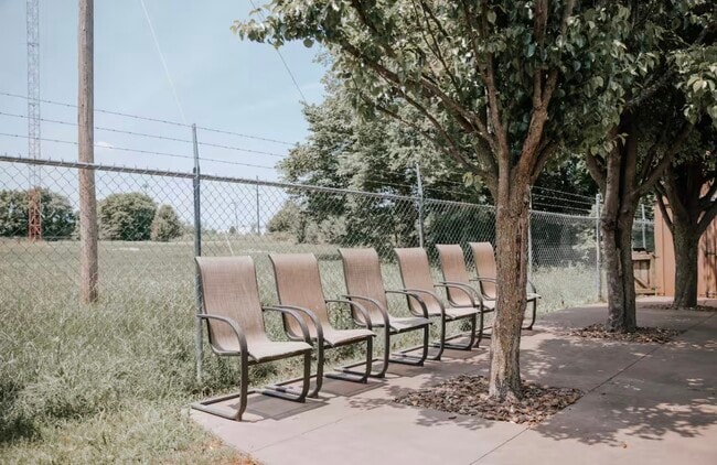 Building Photo - 1306 N 31st St