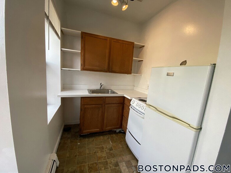 Building Photo - 63 S Huntington Ave