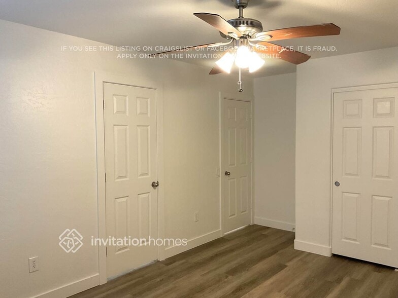 Building Photo - 4461 W Galapagos Ave