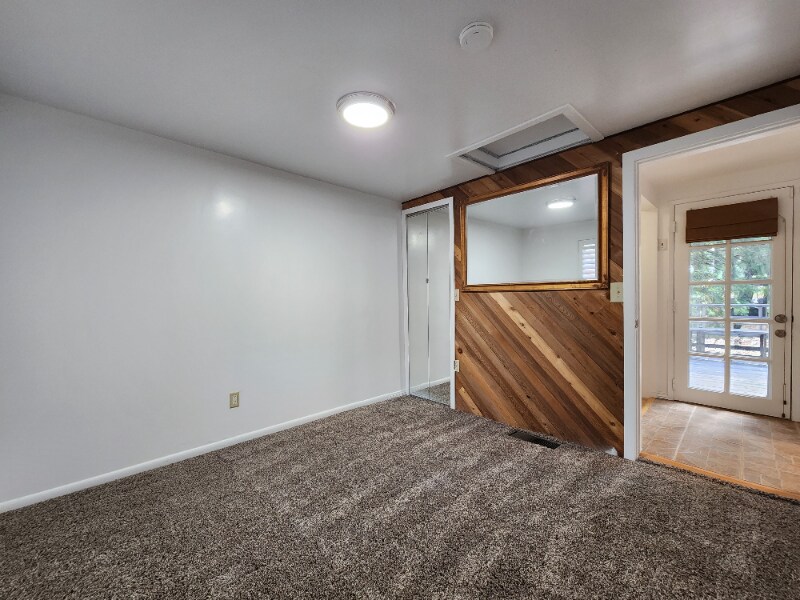 Building Photo - 22079 Big Oak Rd