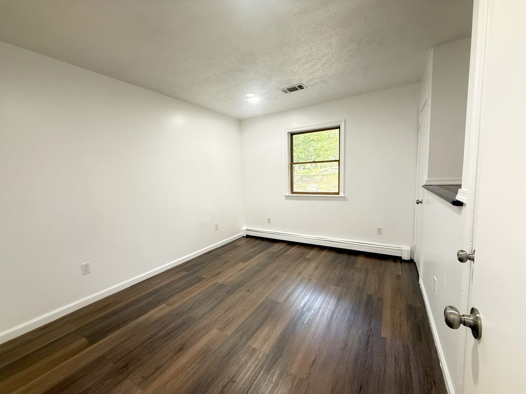 Building Photo - 4344 Pne Rdg Dr
