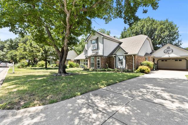 Building Photo - 2704 Wolff Dr
