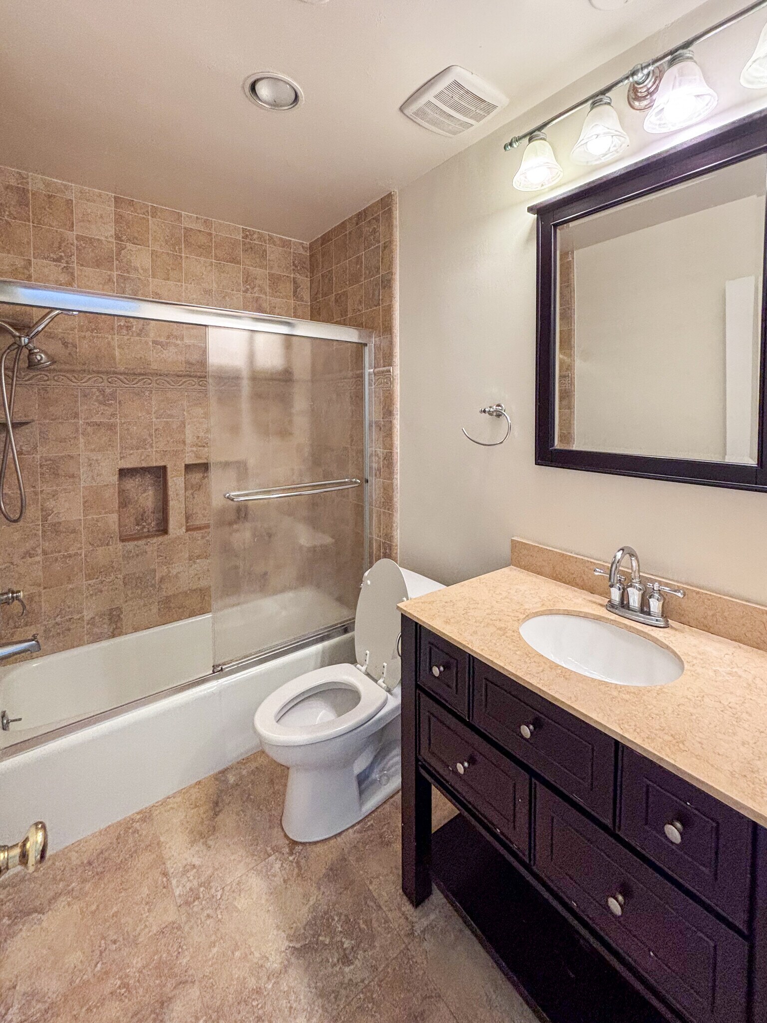 Master bath - 1730 Camden Ave