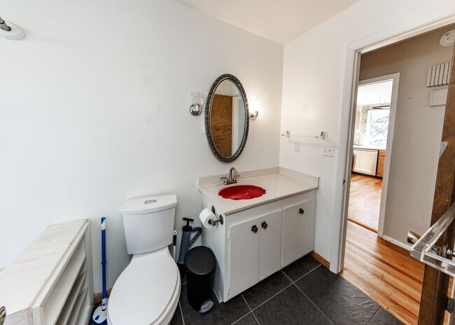 Building Photo - Palmer Park 3 bedroom