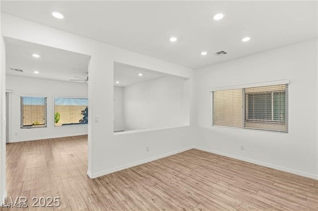 Building Photo - 8326 Monroe Bay St