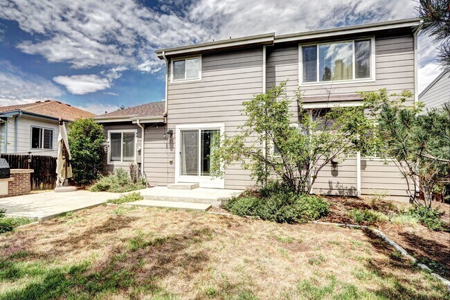Building Photo - Location! Park Vista in Northglenn 3bed/2....