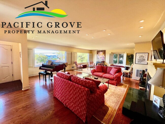 Building Photo - Lovely Ocean View Home Available NOW!