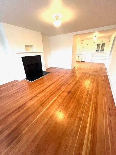 Building Photo - 1319 N 4th St