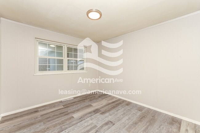 Building Photo - 5335 Flotron Dr