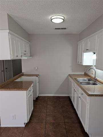 Building Photo - 5608 Burton Ave