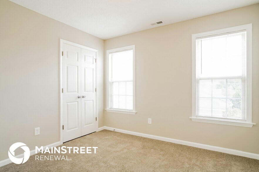 Building Photo - 4713 Windbreak Ln