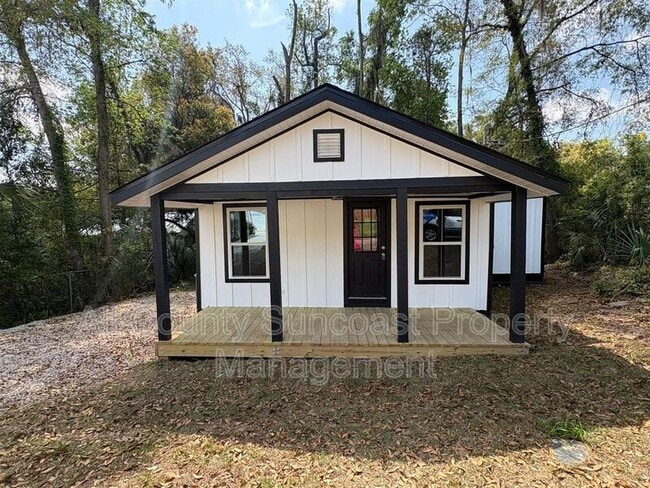 Building Photo - 265 Bowman St