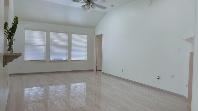 Building Photo - 19226 Augusta Mist Ln